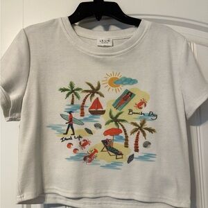 Le Lis White Short Sleeve Tee with Tropical Designs